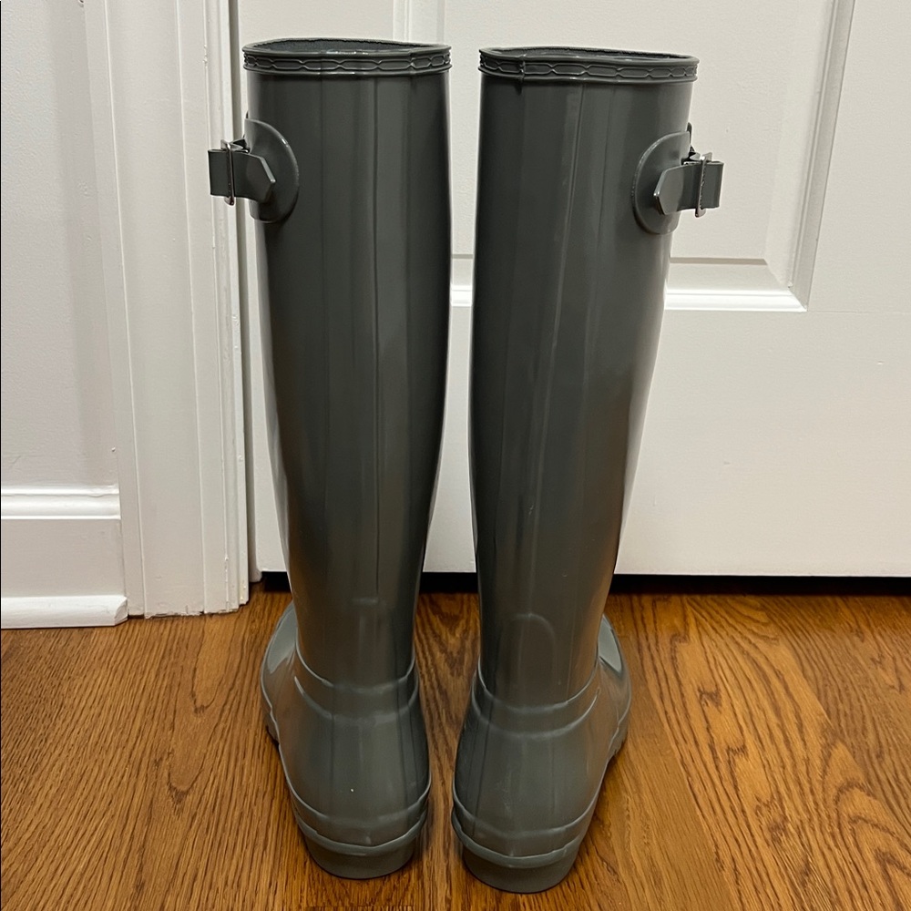 Hunter Tall Gray Gloss Rain Boots - Size 9 - Picture 4 of 6